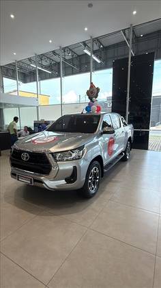 TOYOTA HILUX 2.8 D-4D TURBO DIESEL CD SRV 4X4 AUTOMÁTICO